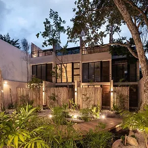 bit-tulum.tulum-hotels.net/