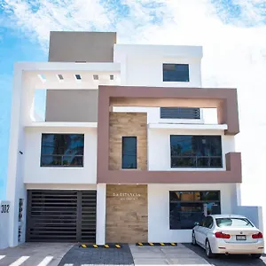Apartment La